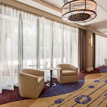 Holiday Inn Long Beach - Airport By Ihg Екстер'єр фото