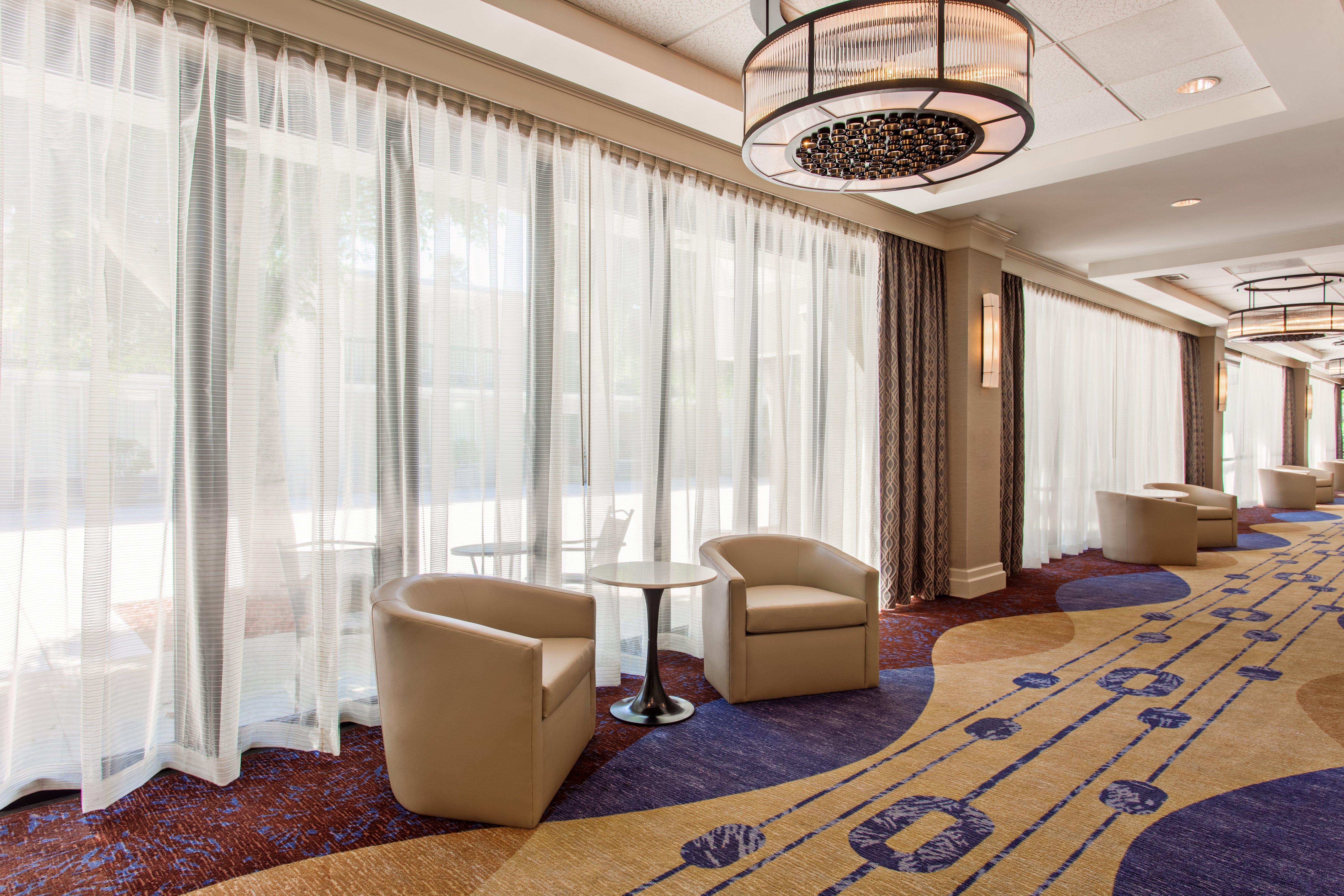 Holiday Inn Long Beach - Airport By Ihg Екстер'єр фото